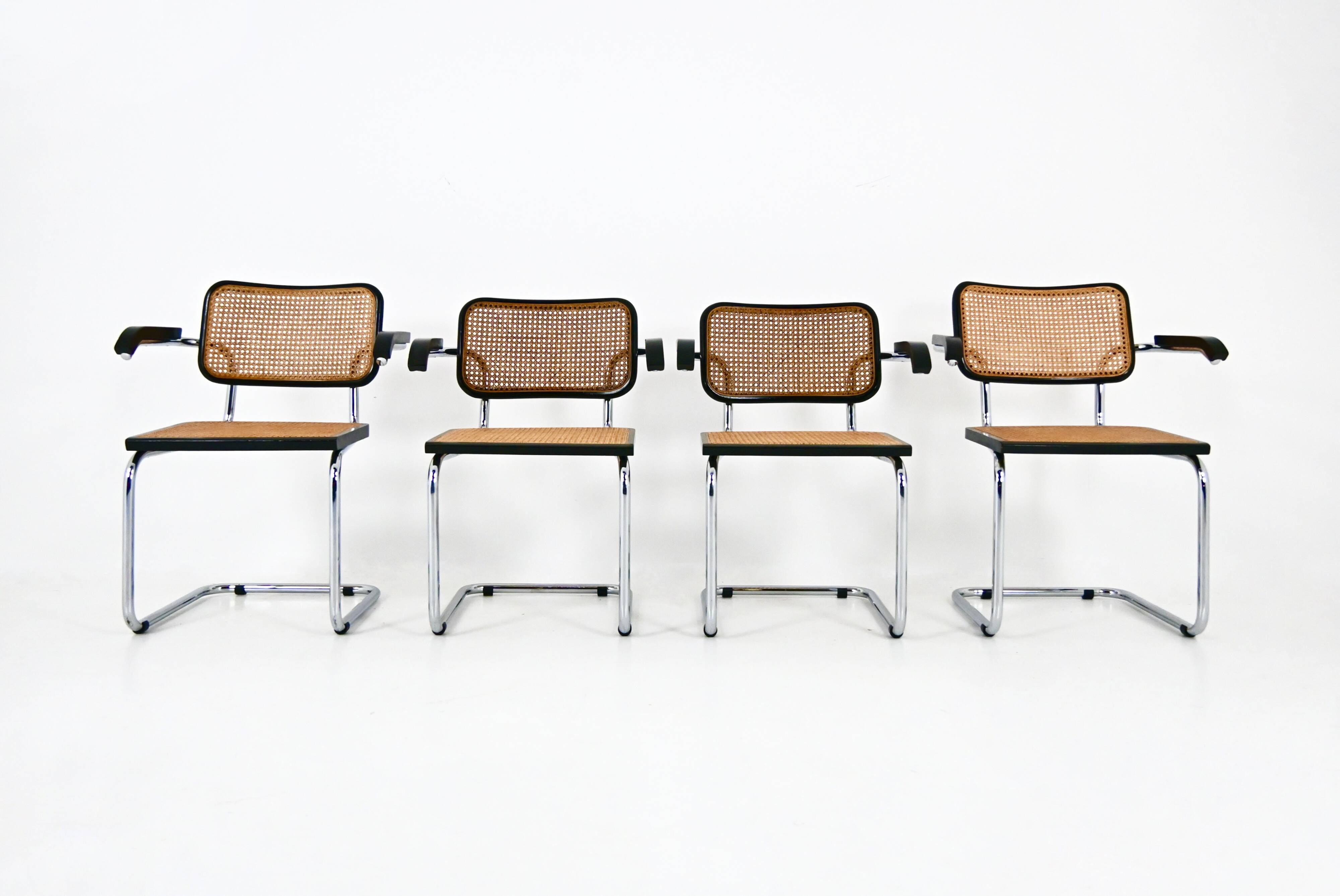 Set of 4 Style B32 Dining Chairs by Marcel Breuer