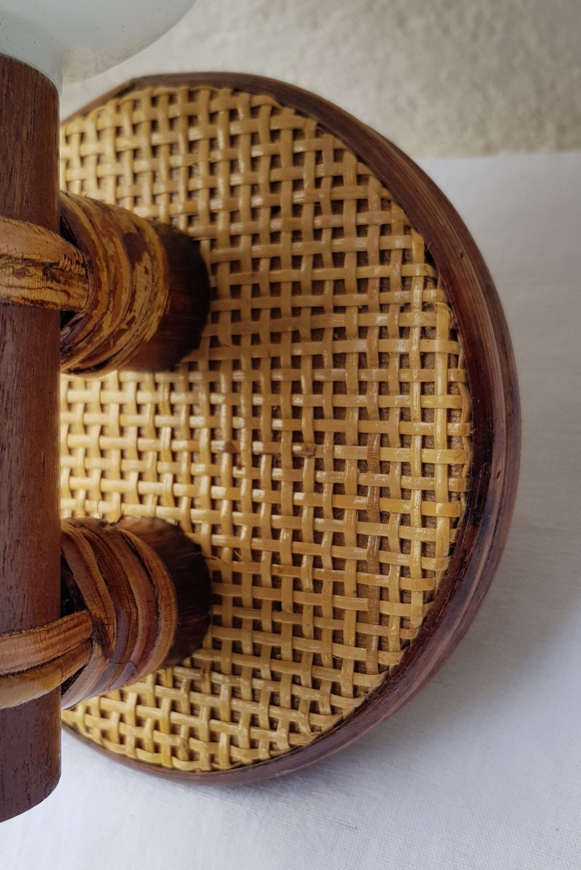 Pair of wood and rattan wall lamps 70