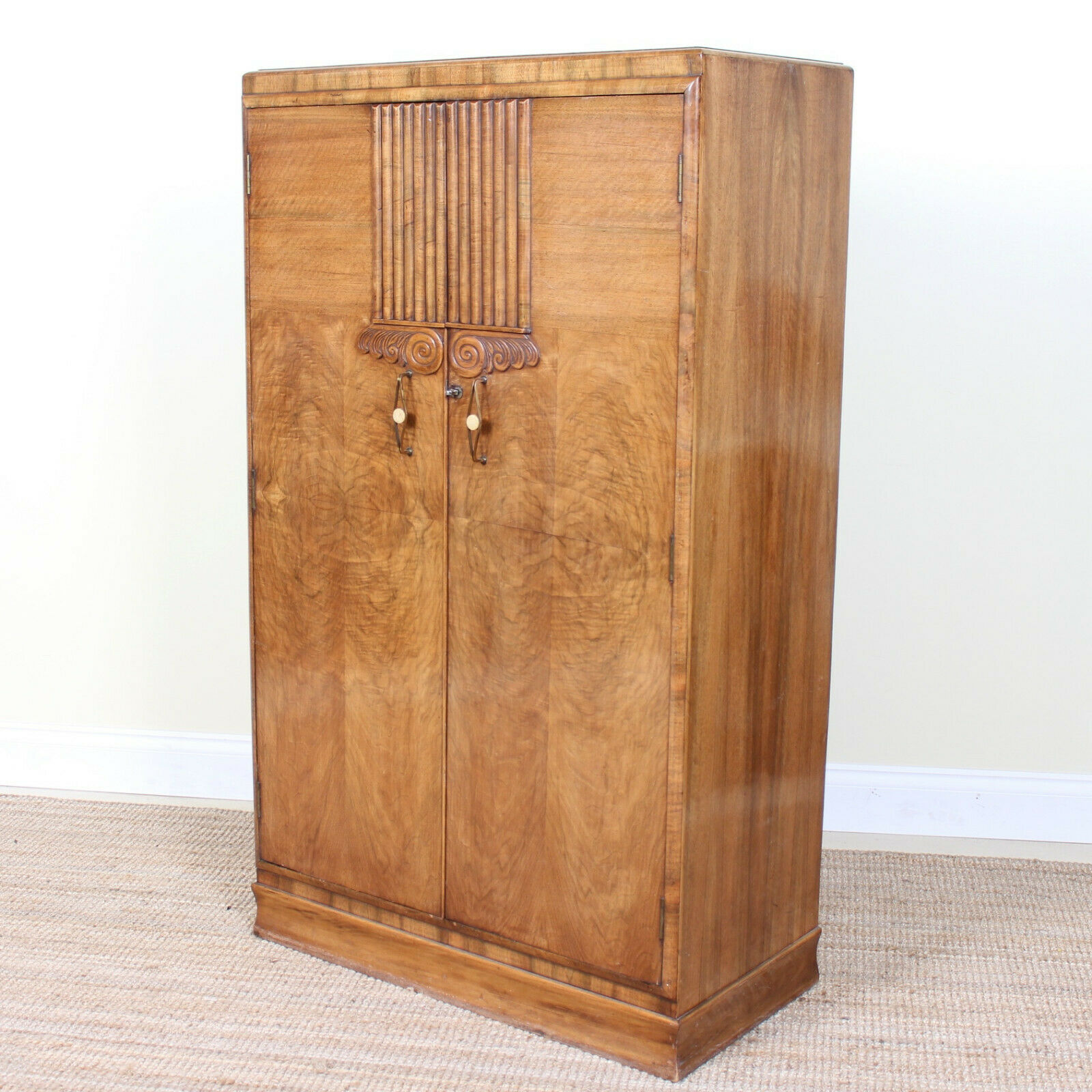 Wardrobe compactum Walnut art deco period