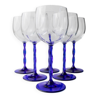 Six cobalt blue Murano glass wine glasses with twisted stems, 1970s Italy, elegant clear bowls