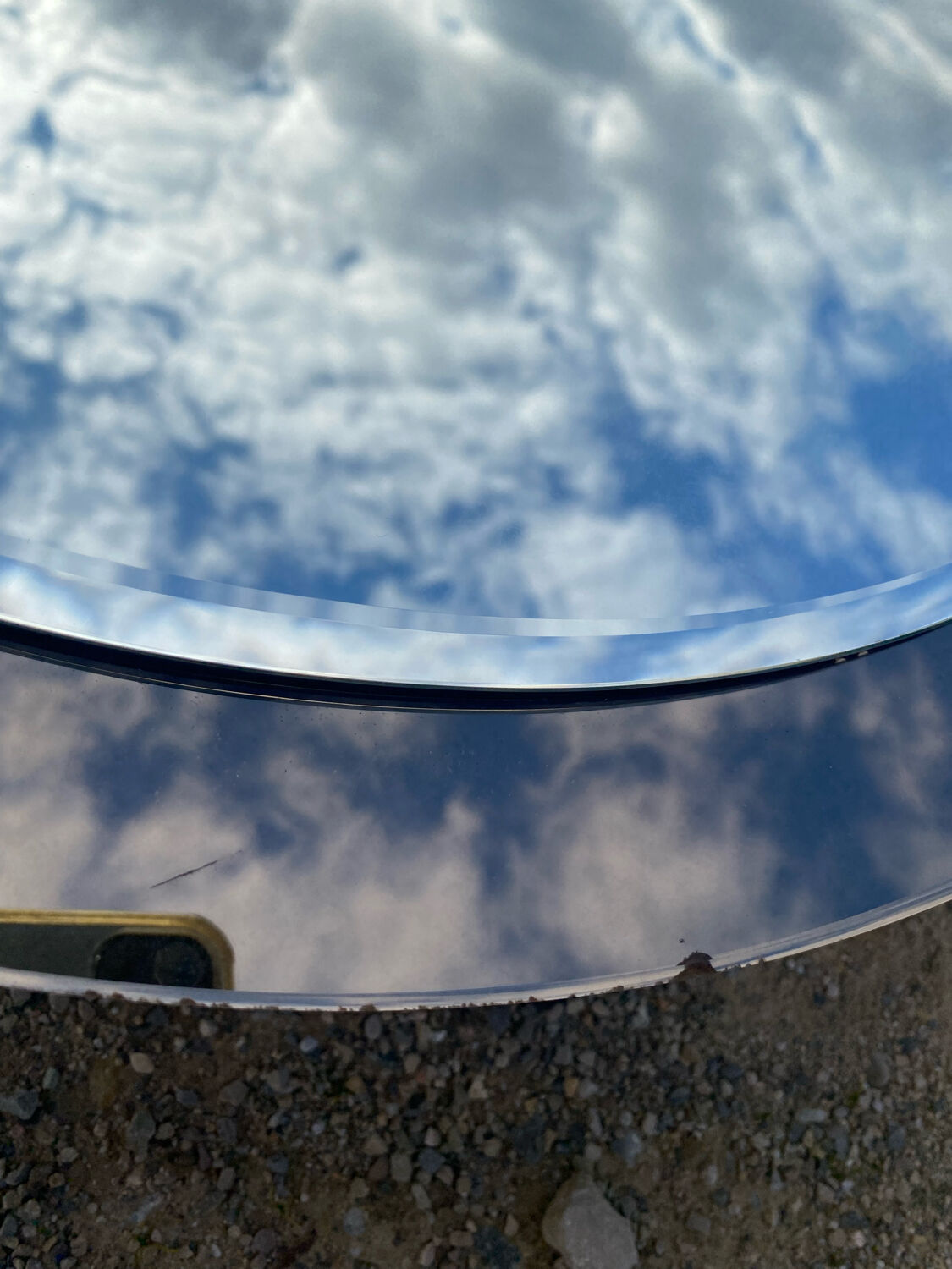 Round mirror design 1970