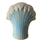 Vase shell, papyrus
