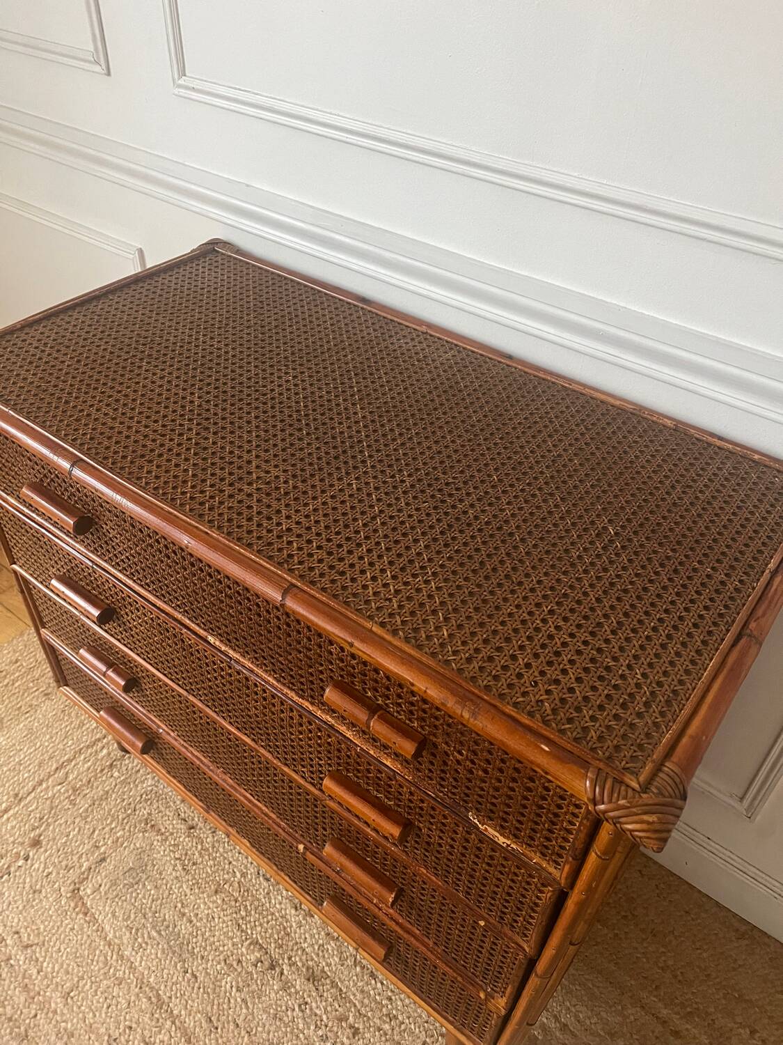 Vintage rattan chest of drawers with 4 drawers