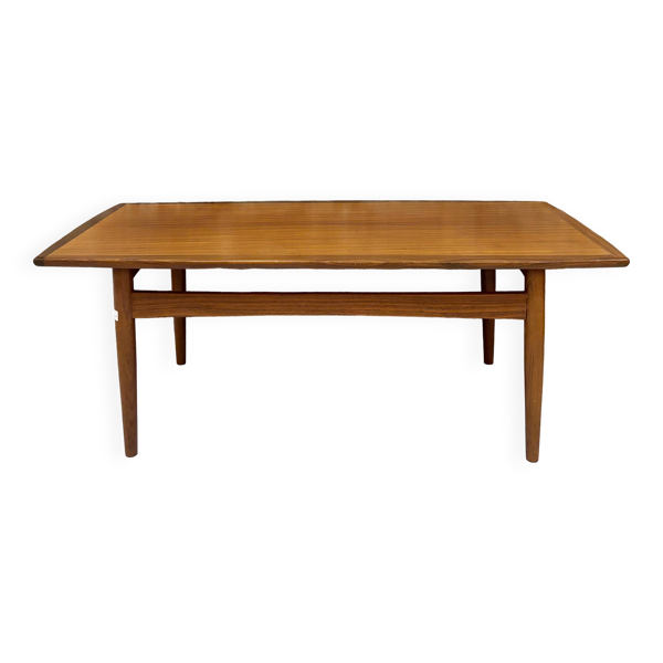 Table basse scandinave en teck