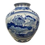 Chinese vase in blue-white porcelain decorated with lotus flowers