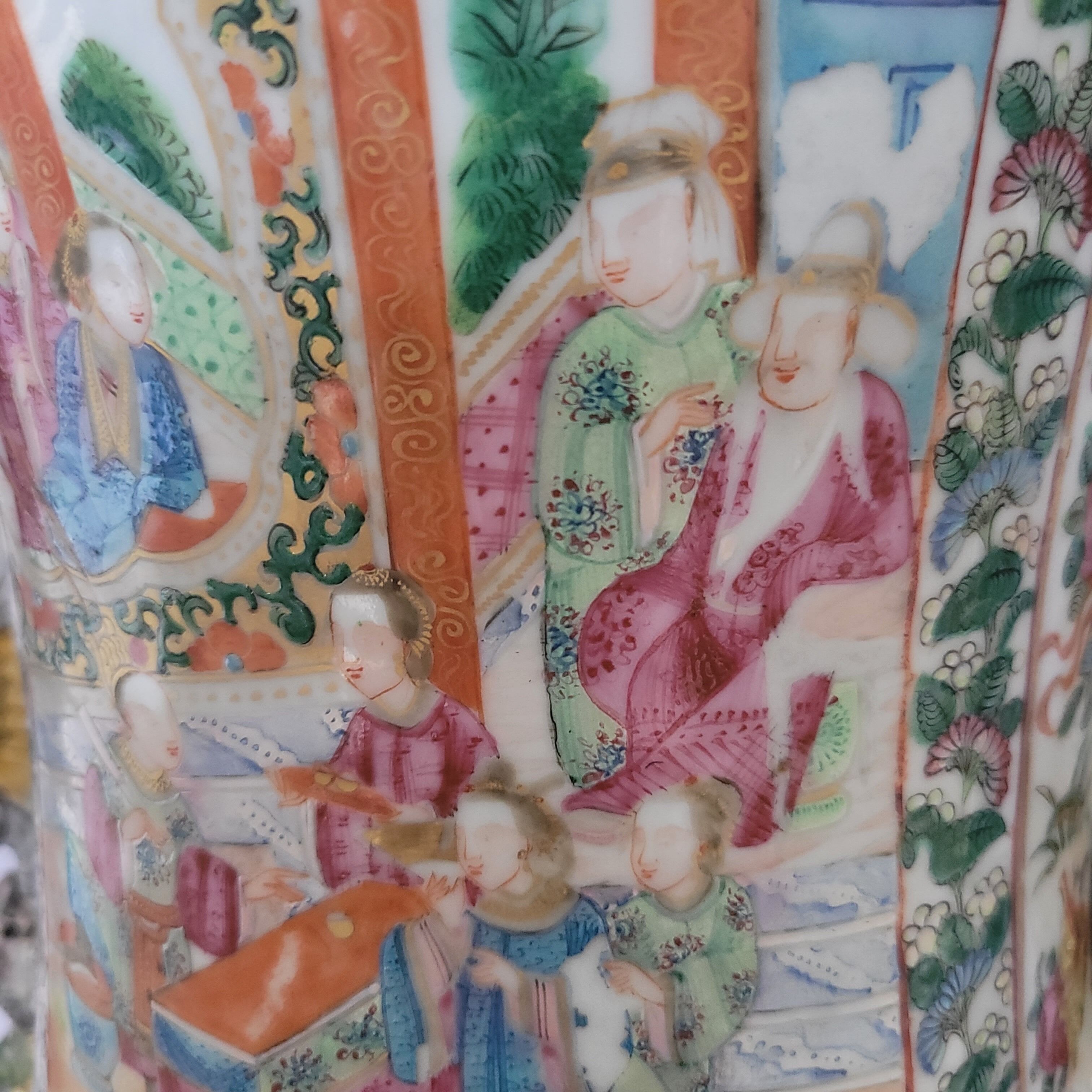 Very large Chinese vase (92 centimeters)