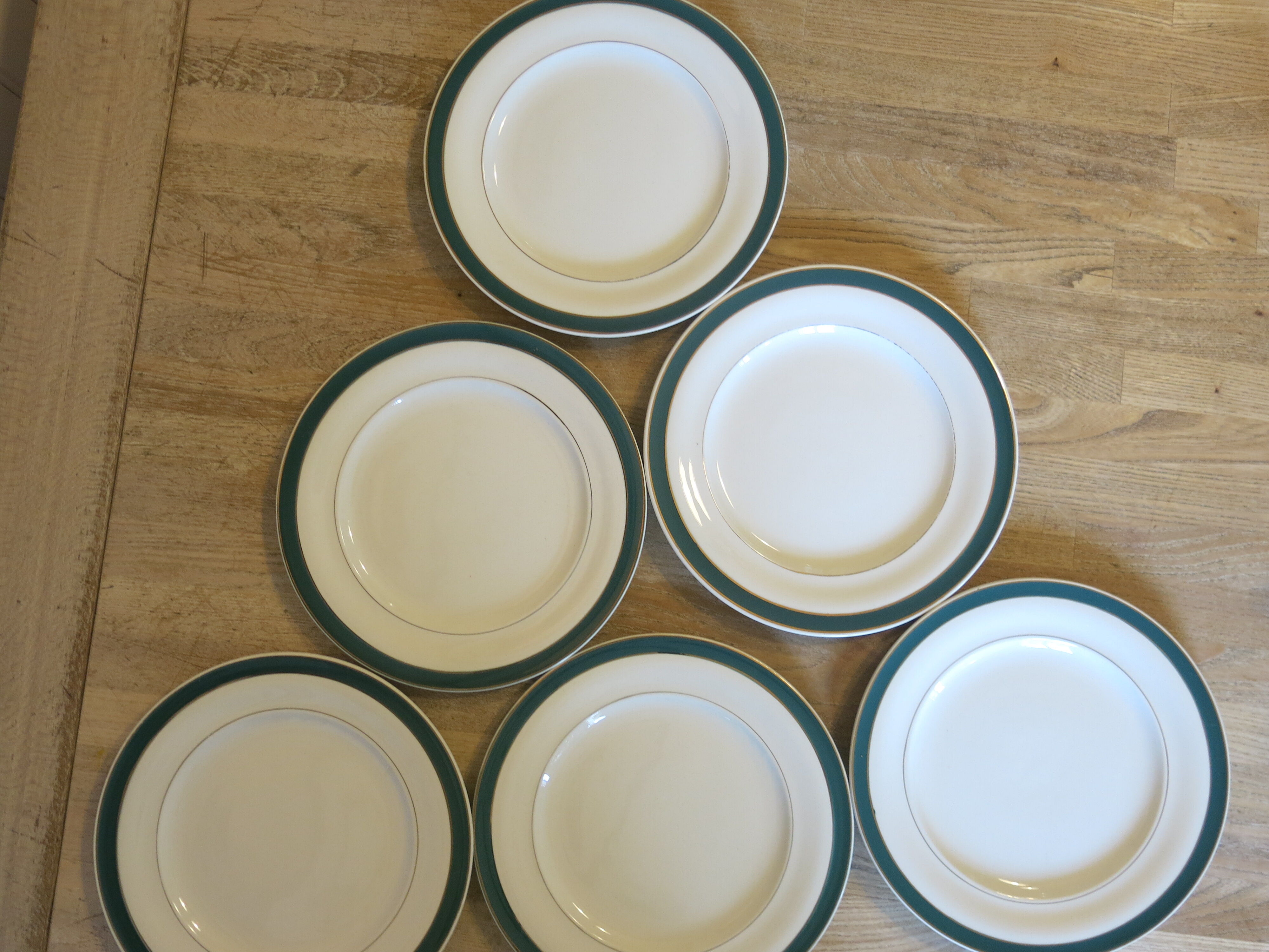 6 dessert plates in half porcelain