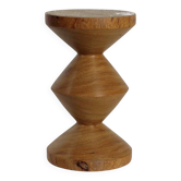 Tabouret Totem sculpté en bois massif – Style Brutaliste & Organique