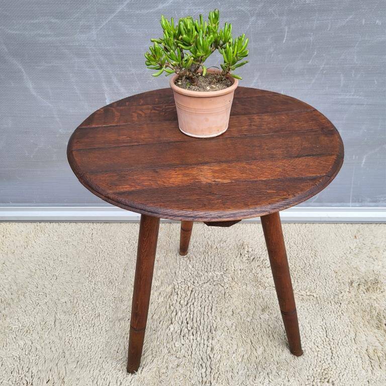 Winegrower's bistro pedestal table