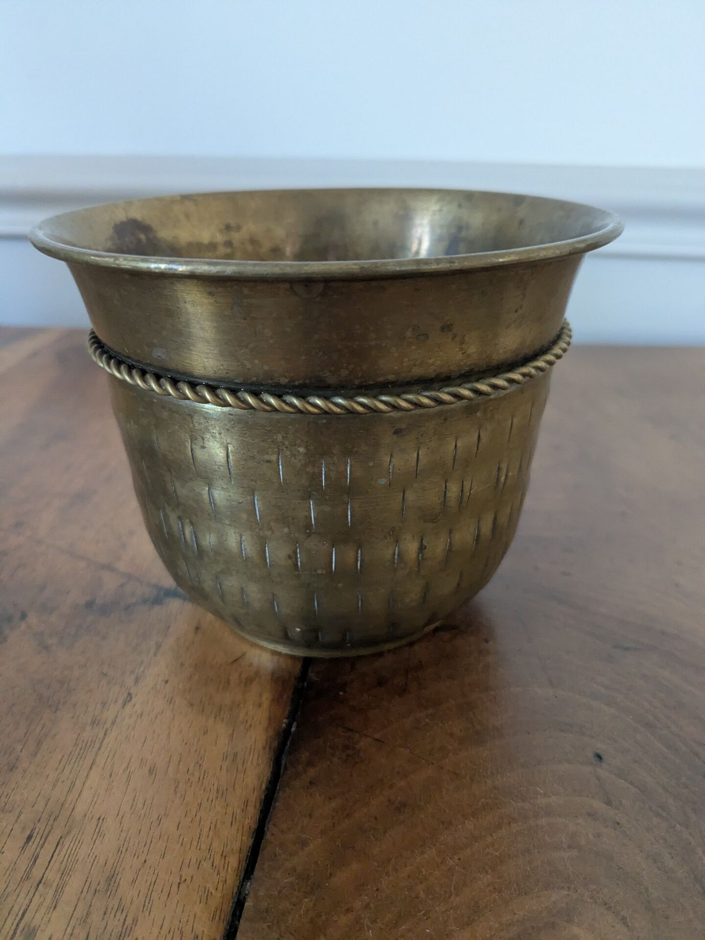 Cache pot en laiton