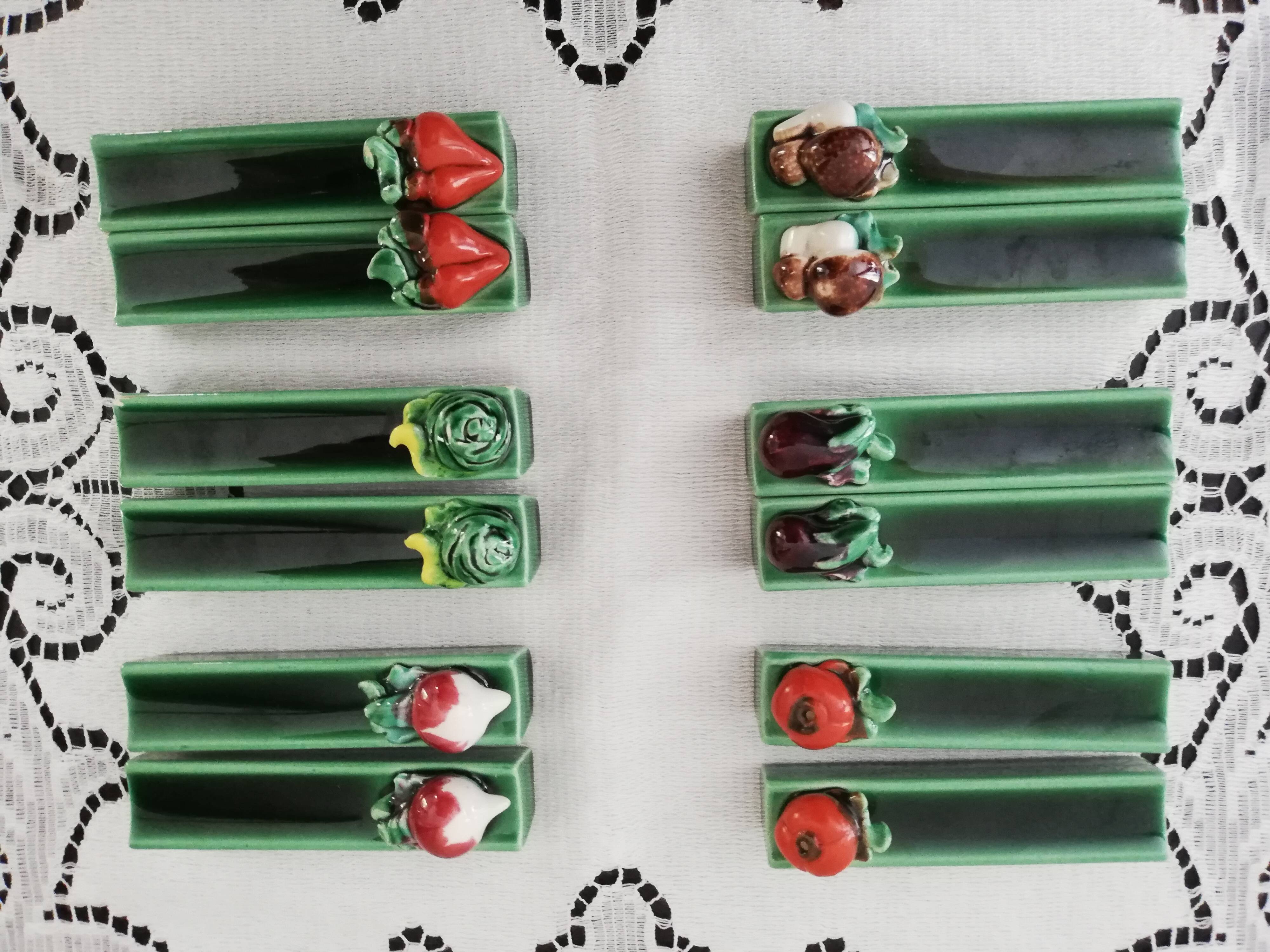Lot de 12 porte couteaux céramique décor légumes