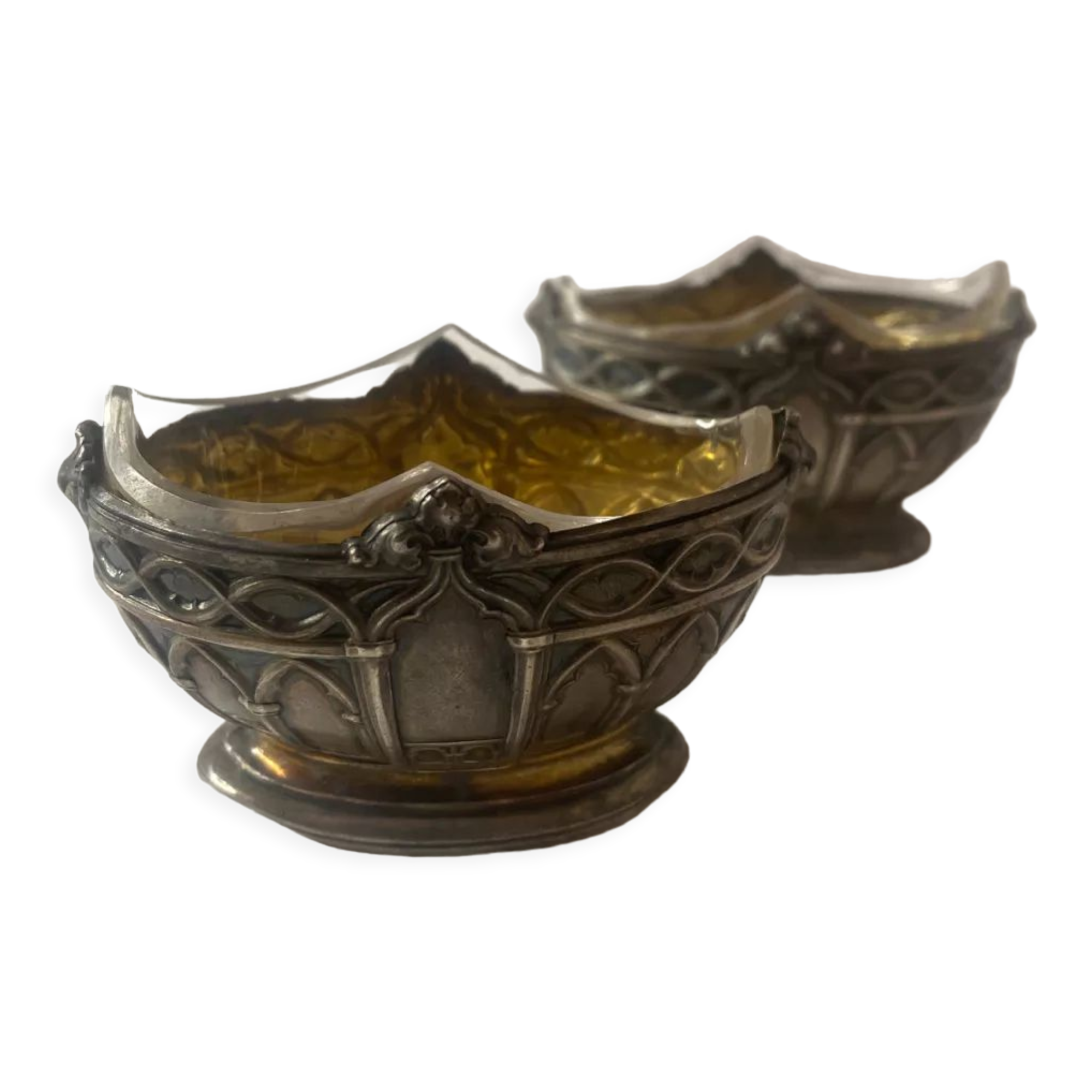 2 salt shakers Saint Louis in silver