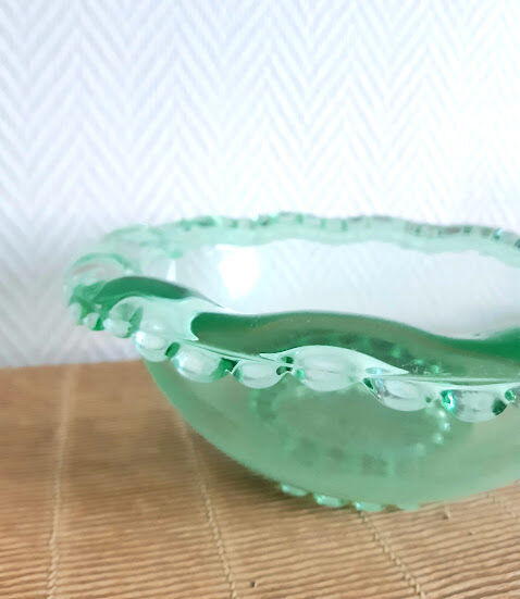 Art Deco cut crystals of Avens