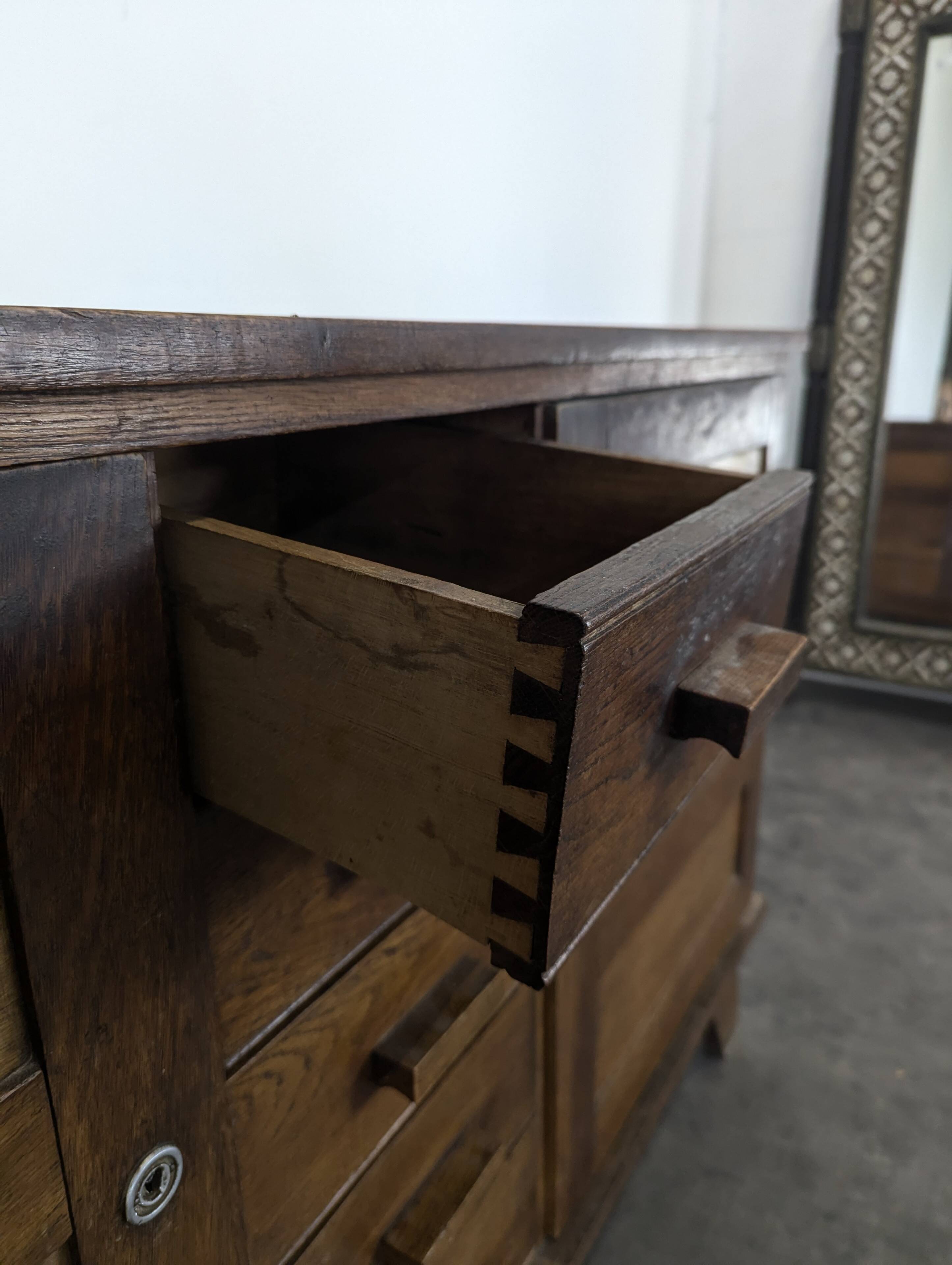 Buffet epoque reconstruction de René Gabriel