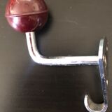 Small patère with ball hook and chrome metal frame