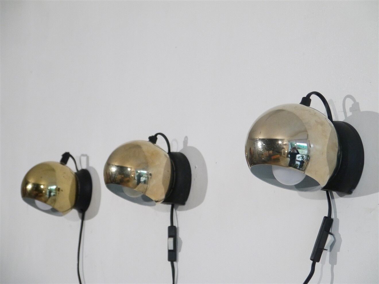 Series of 3 scandinavian brass sconces 1970