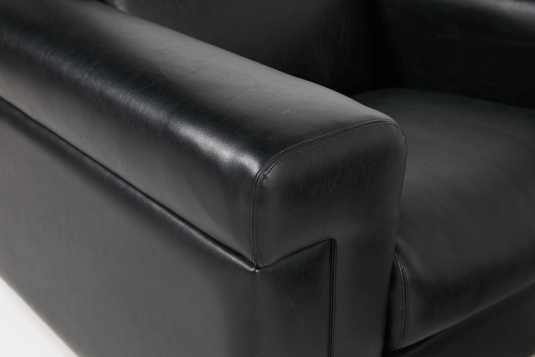 1960’s Italians design armchairs from Valeria Borsani & Alfredo Bonetti for