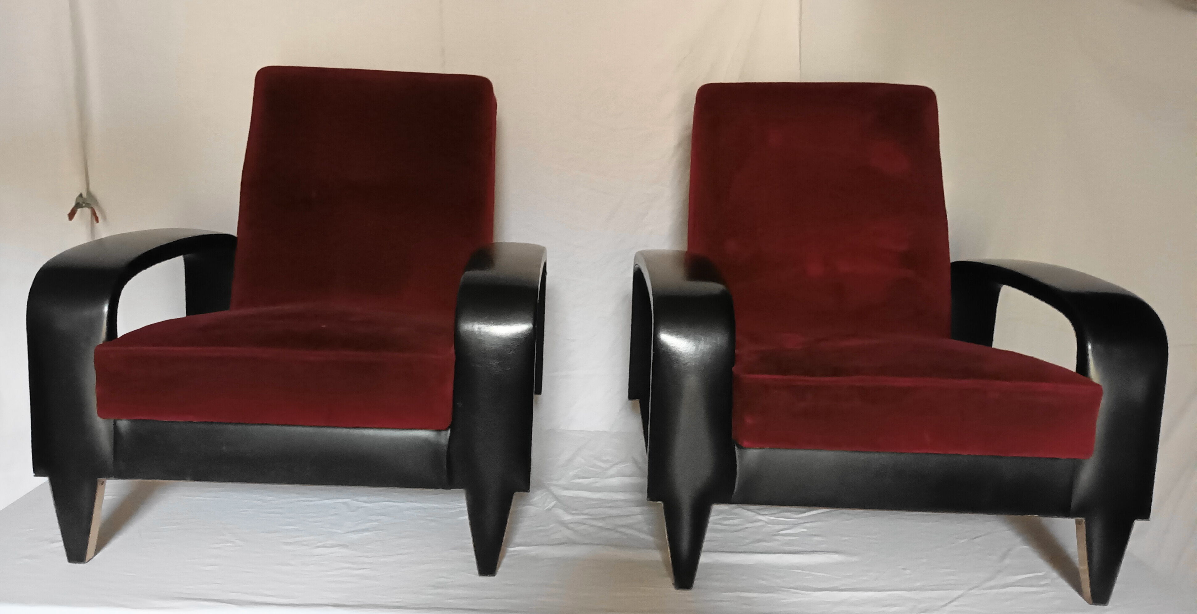 Pair of Italian club chair from the 50s