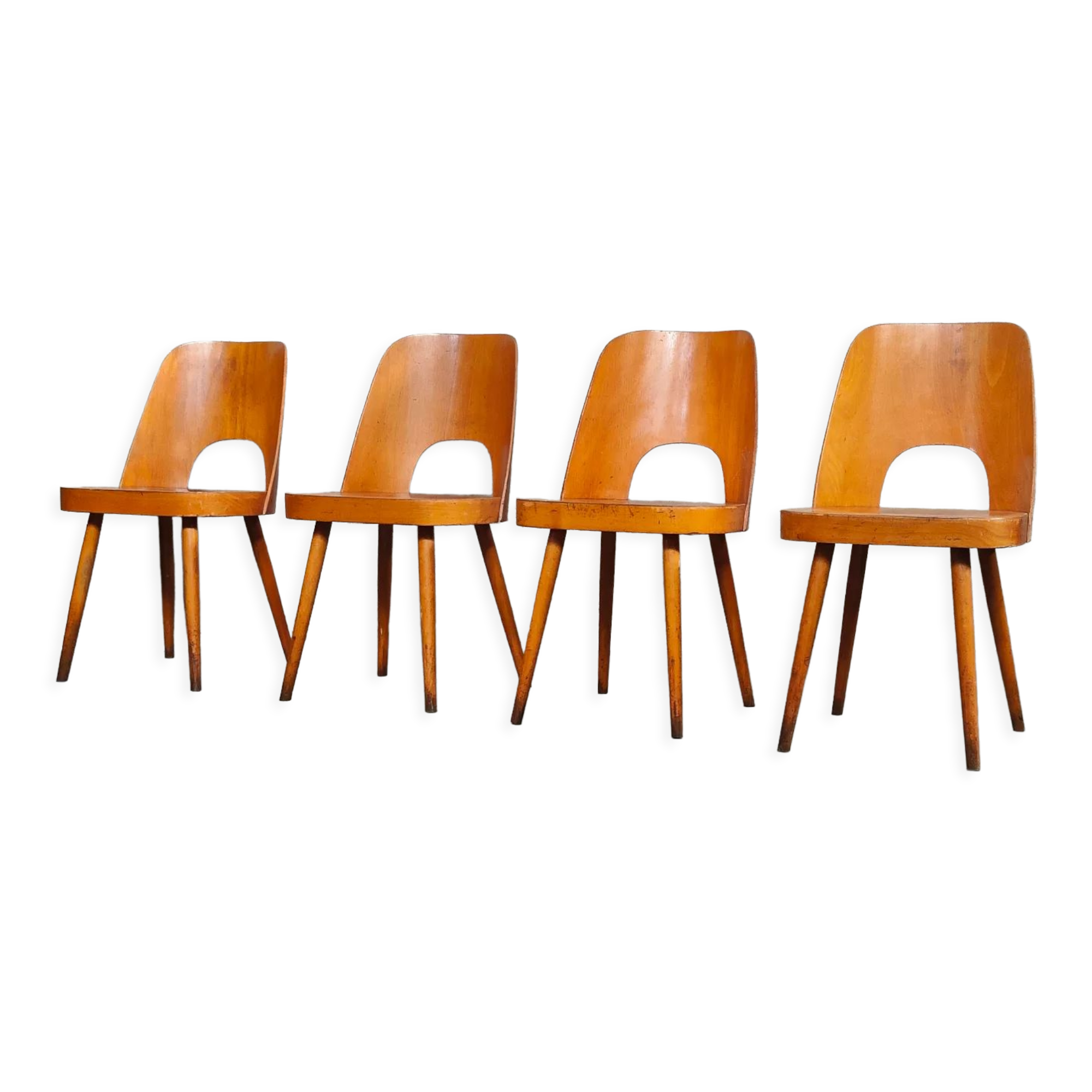 Suite of 4 chairs 515 by Oswald Haerdtl for TON