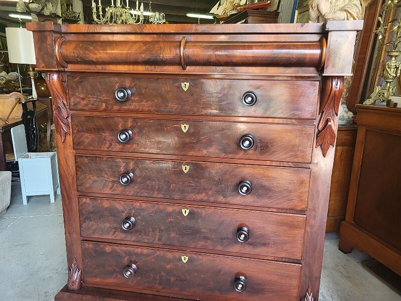 English style mahogany chest of drawers with 6 drawers