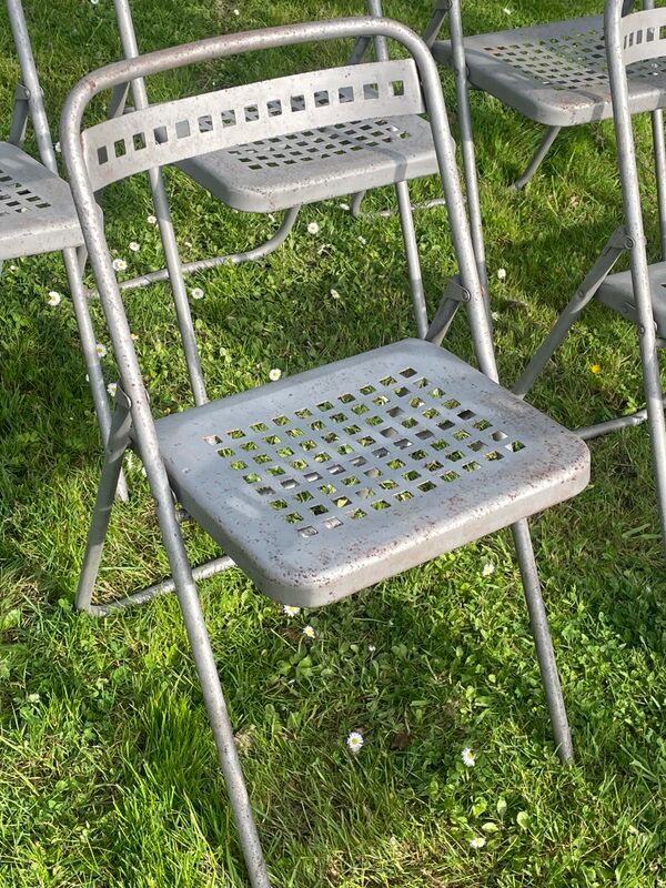 Set of 13 folding chairs in sandblasted metal, Plichaise Souvignet