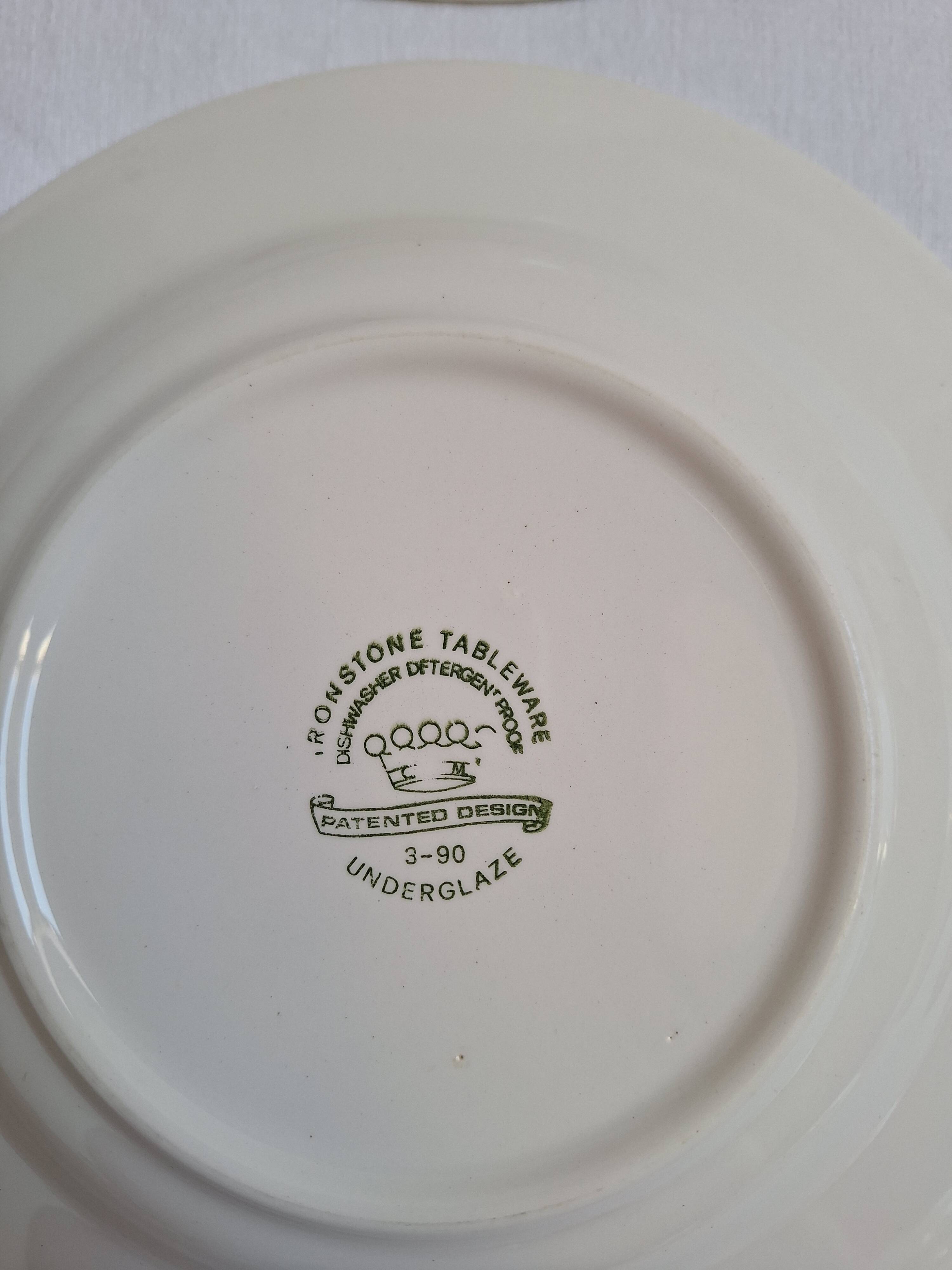 Assiettes creuses bleues paysage