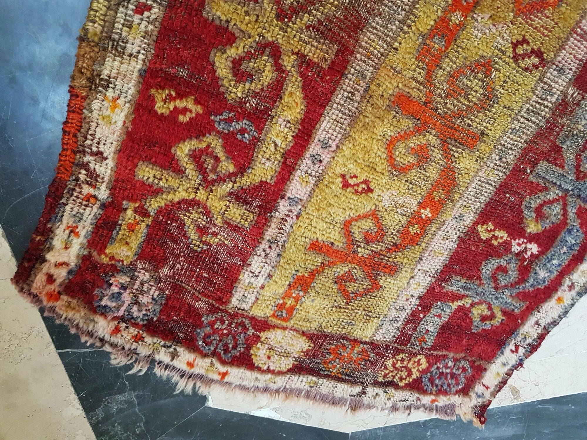 Vintage Turkish Oushak rug 57x98 cm