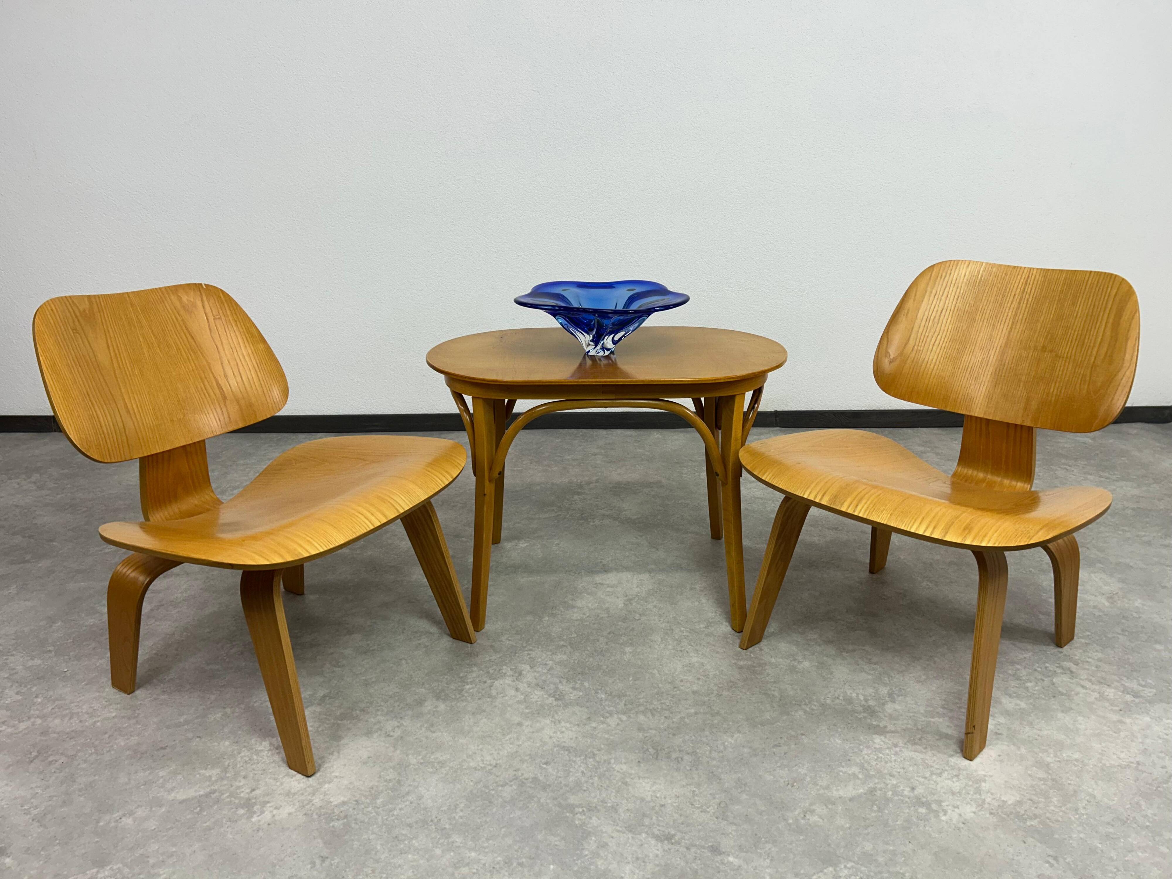 Art Deco coffee table by Thonet Debrecen