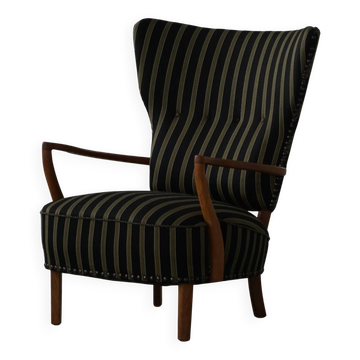 Danish mid-century chaise longue with a convertible backrest in oak, Viggo Boesen, 1950s.