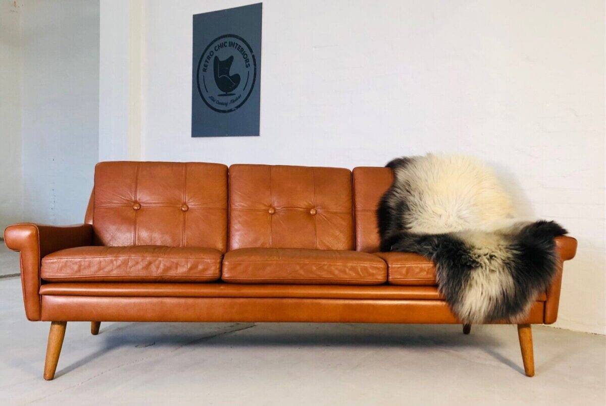 Canapé Svend Skipper vintage danois des années 60 en cuir cognac pour 3 personnes.