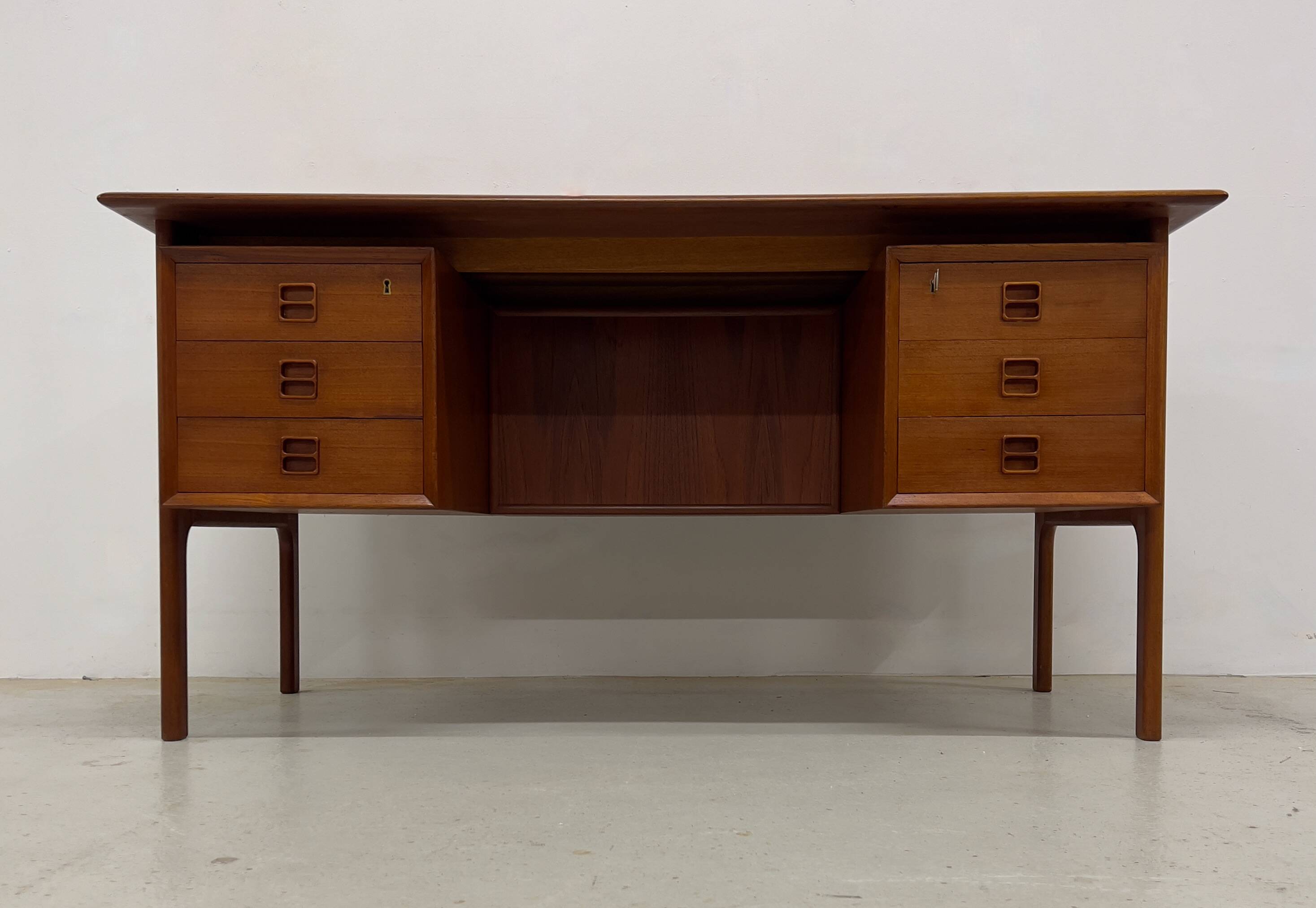 Teak Executive Desk By Arne Vodder For Brouer, 1960s.