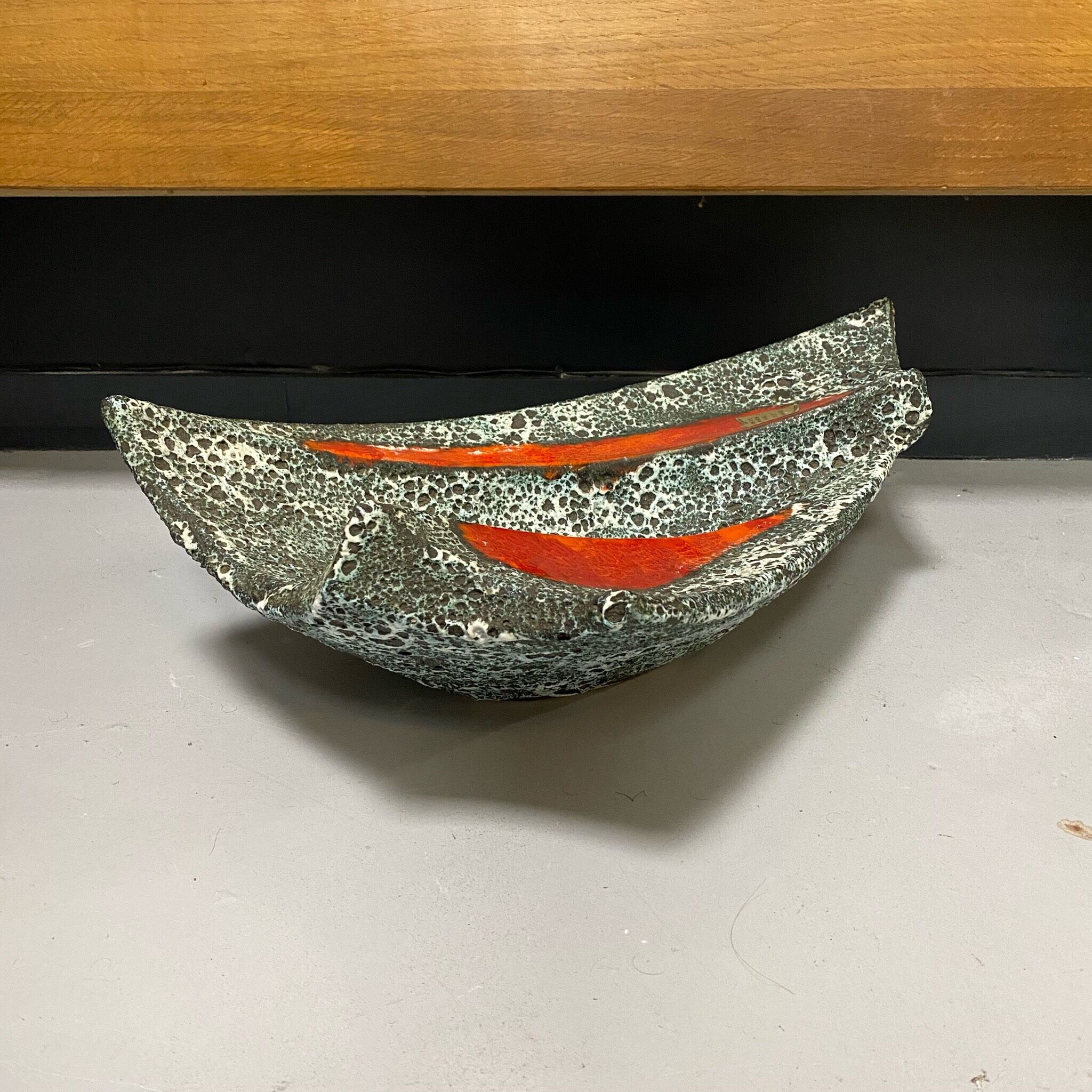 Cyclops enamel fruit cup