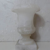 Vase médicis en albatre