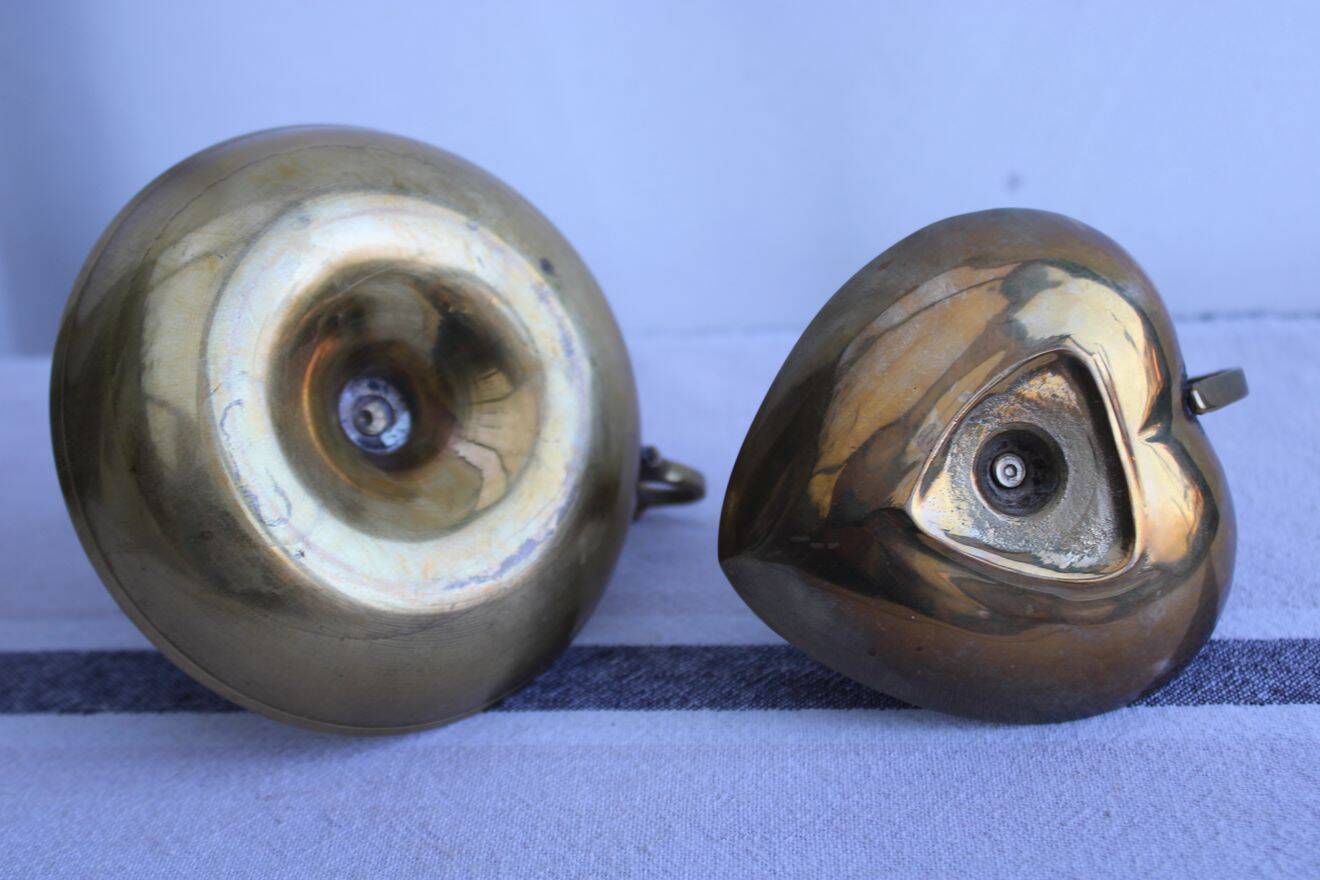 Set of 2 brass candle holders