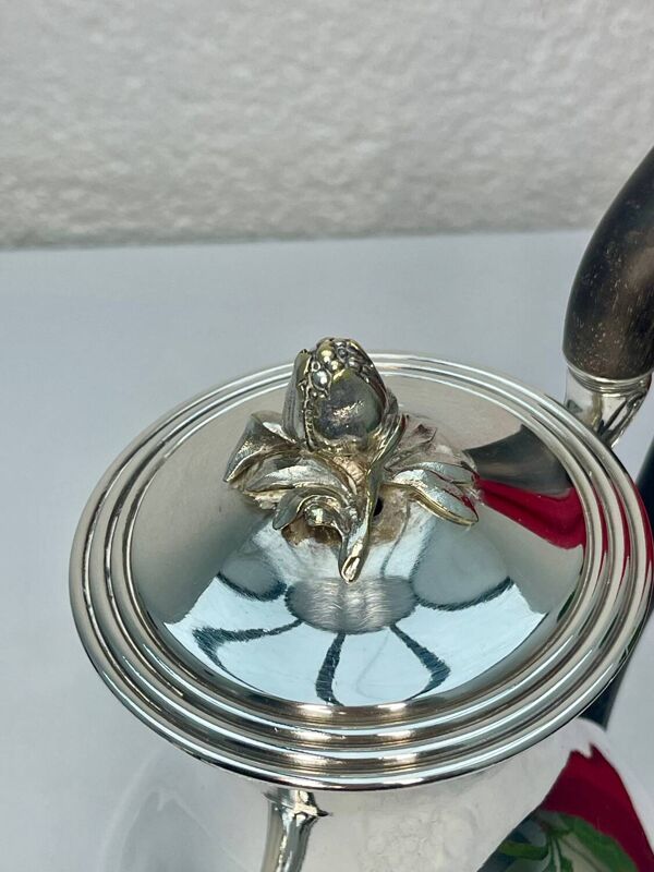 Cafetière Verseuse Christofle Métal Argenté Anse en Bois Noirci