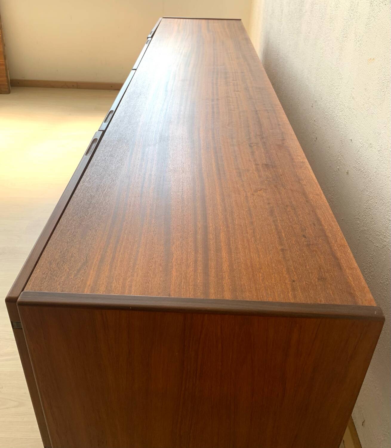 Scandinavian enfilade