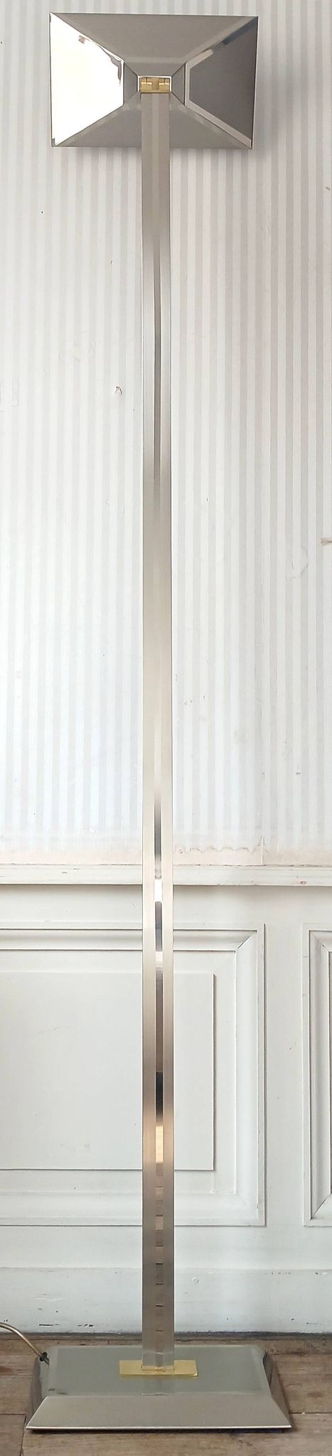 Tagliabue & Portonaro floor lamp, for Relco Milano, Italy, 1980
