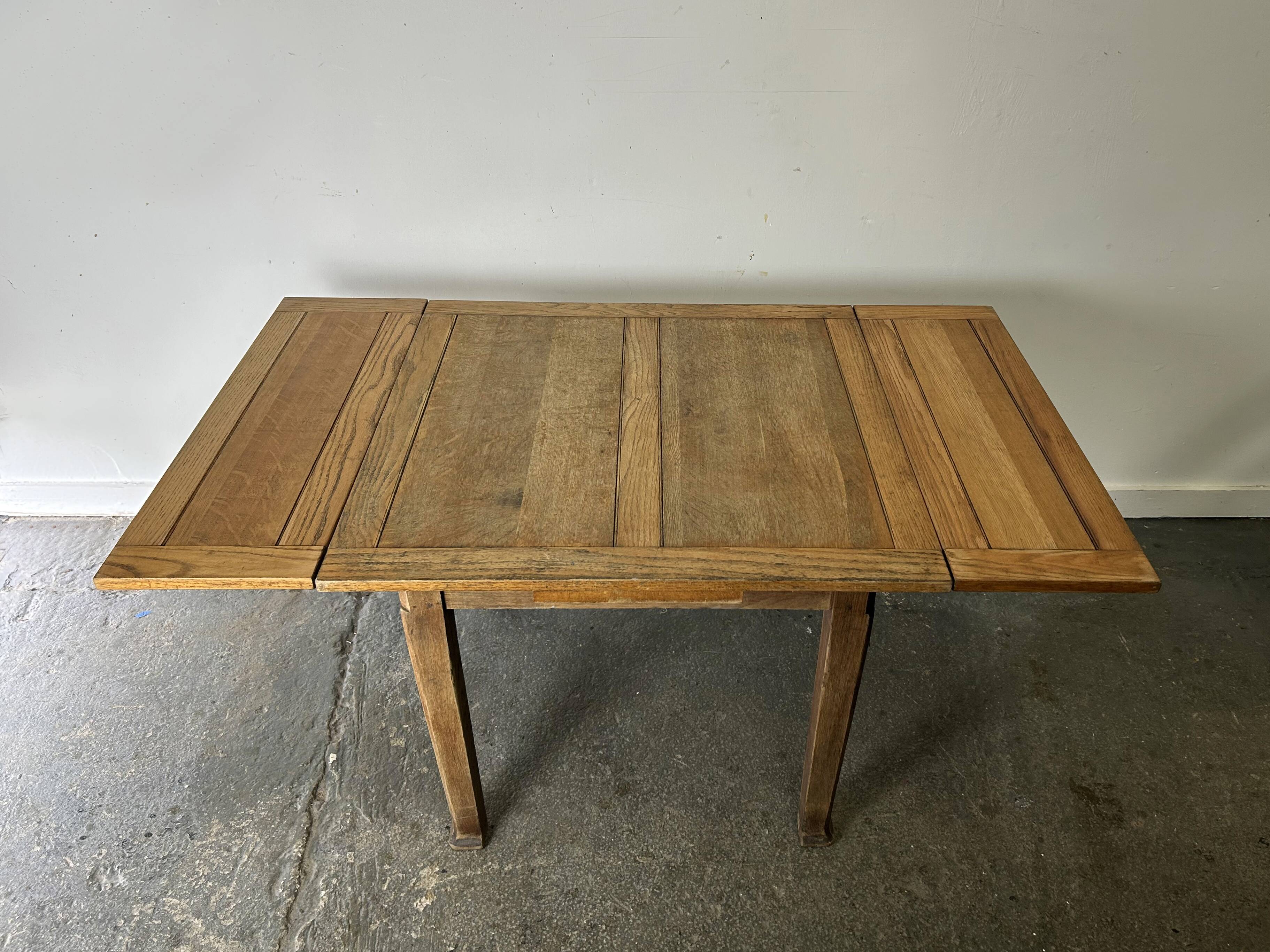 1930s solid oak extending draw-leaf dining table | Arts & Crafts style