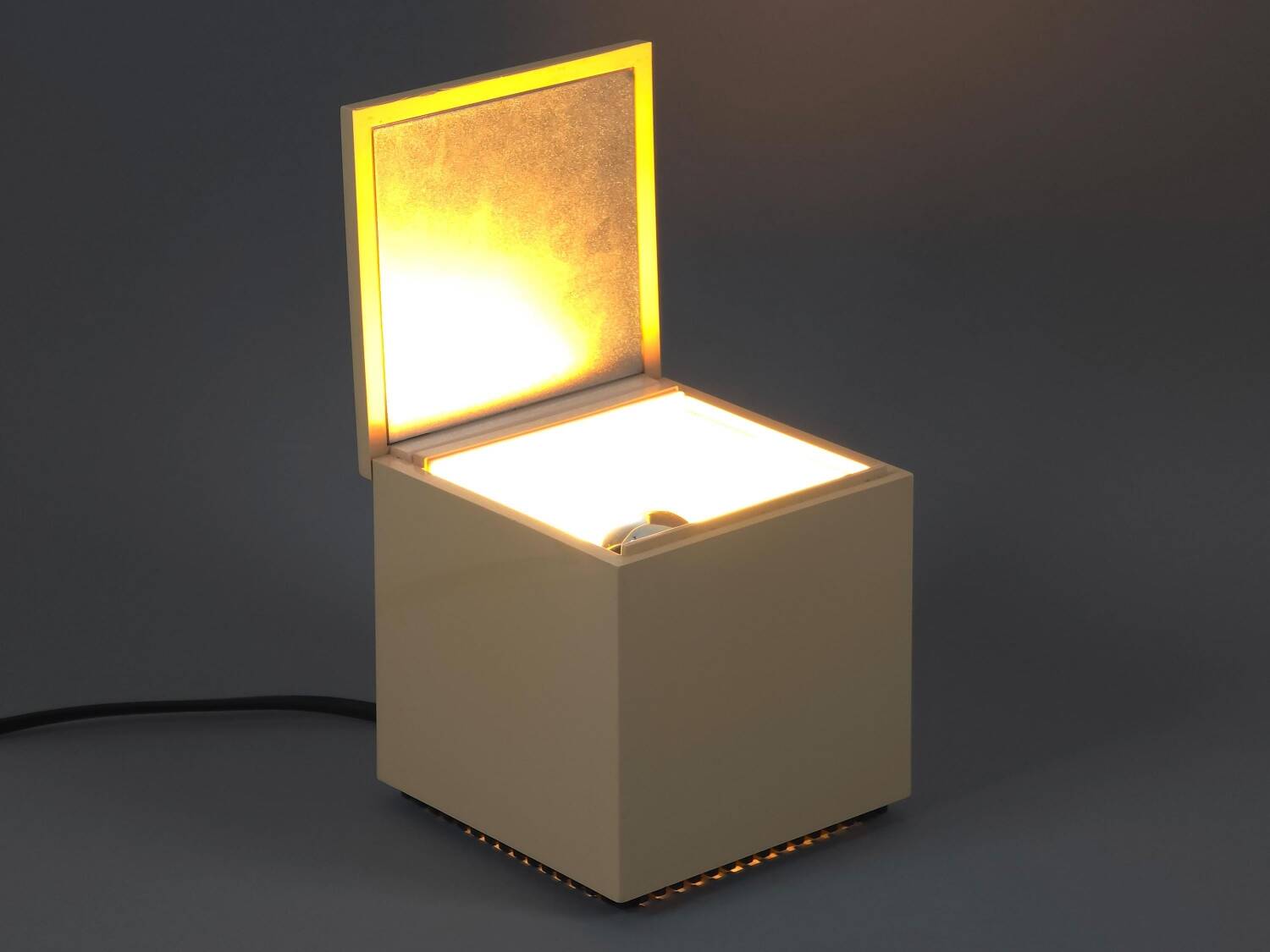 1970s Space Age Design Cini & Nils Cuboluce Lamp By OPI Design Milano