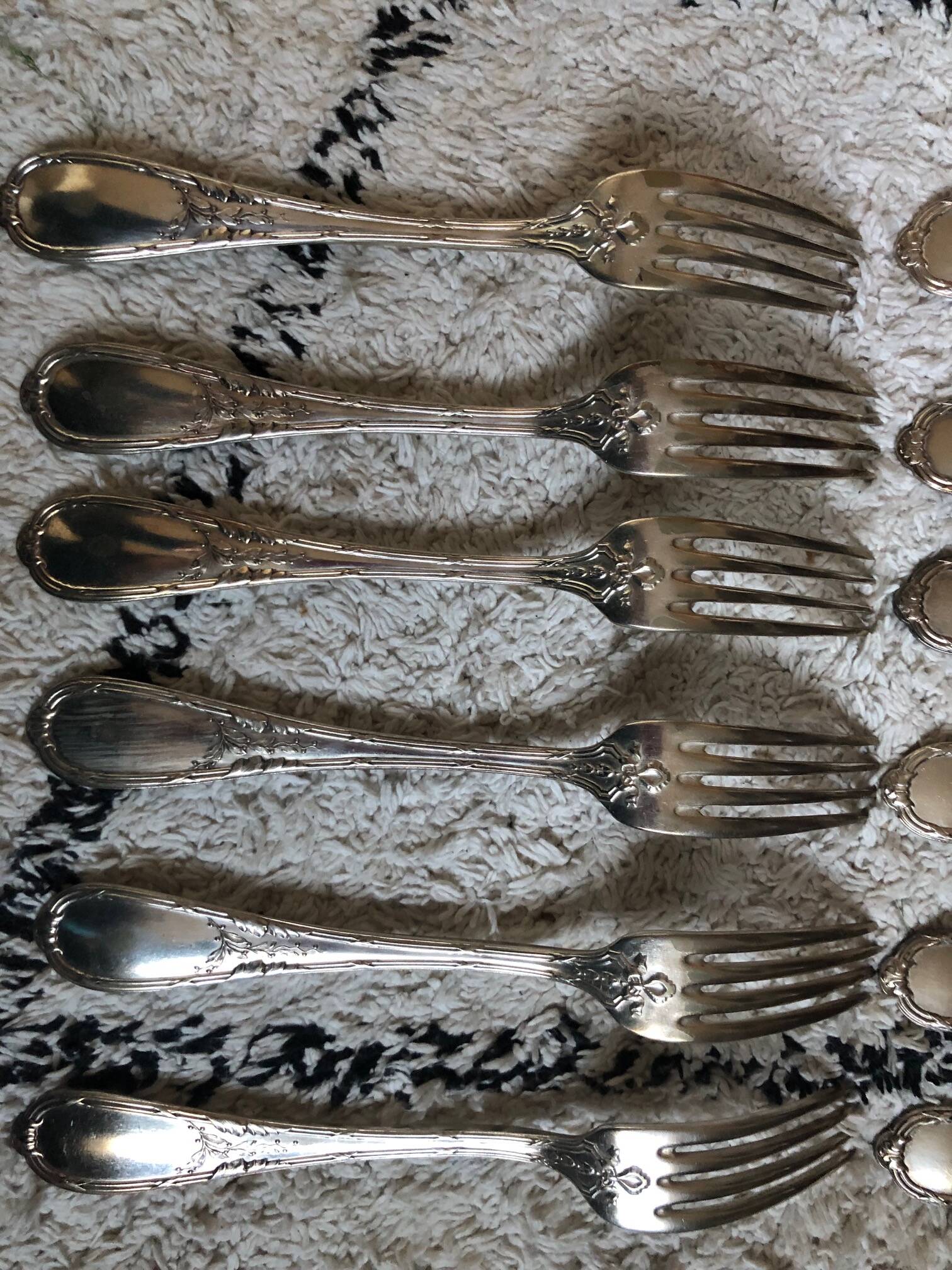 12 silver-plated metal cutlery sets 84 gr, ERCUIS