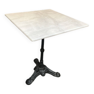 Matte table