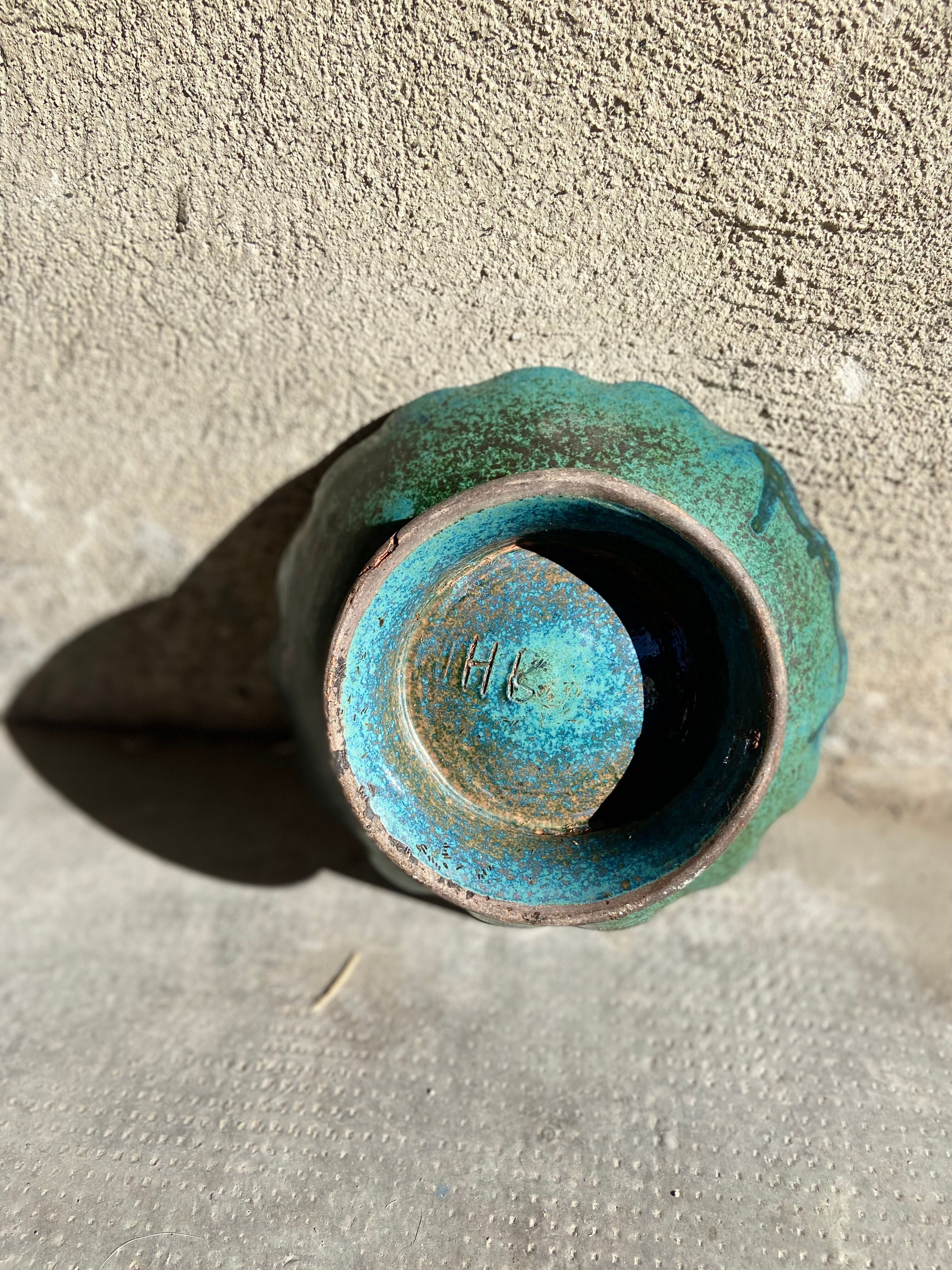 Empty sandstone pocket