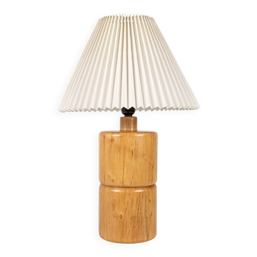 Cylindrical table lamp made of solid turned wood, France, 1970.