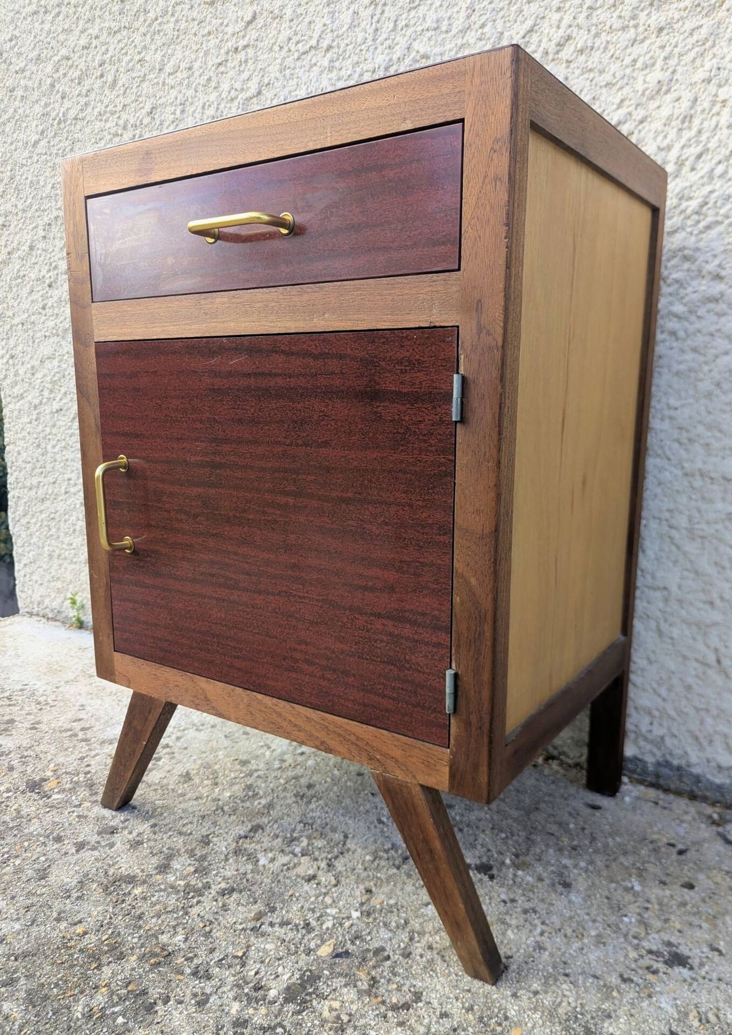 Vintage bedside table from the 50s and 60s with compass legs, Mid Century.