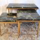 Pull-out tables in gilded metal and green marble – 60s/70s