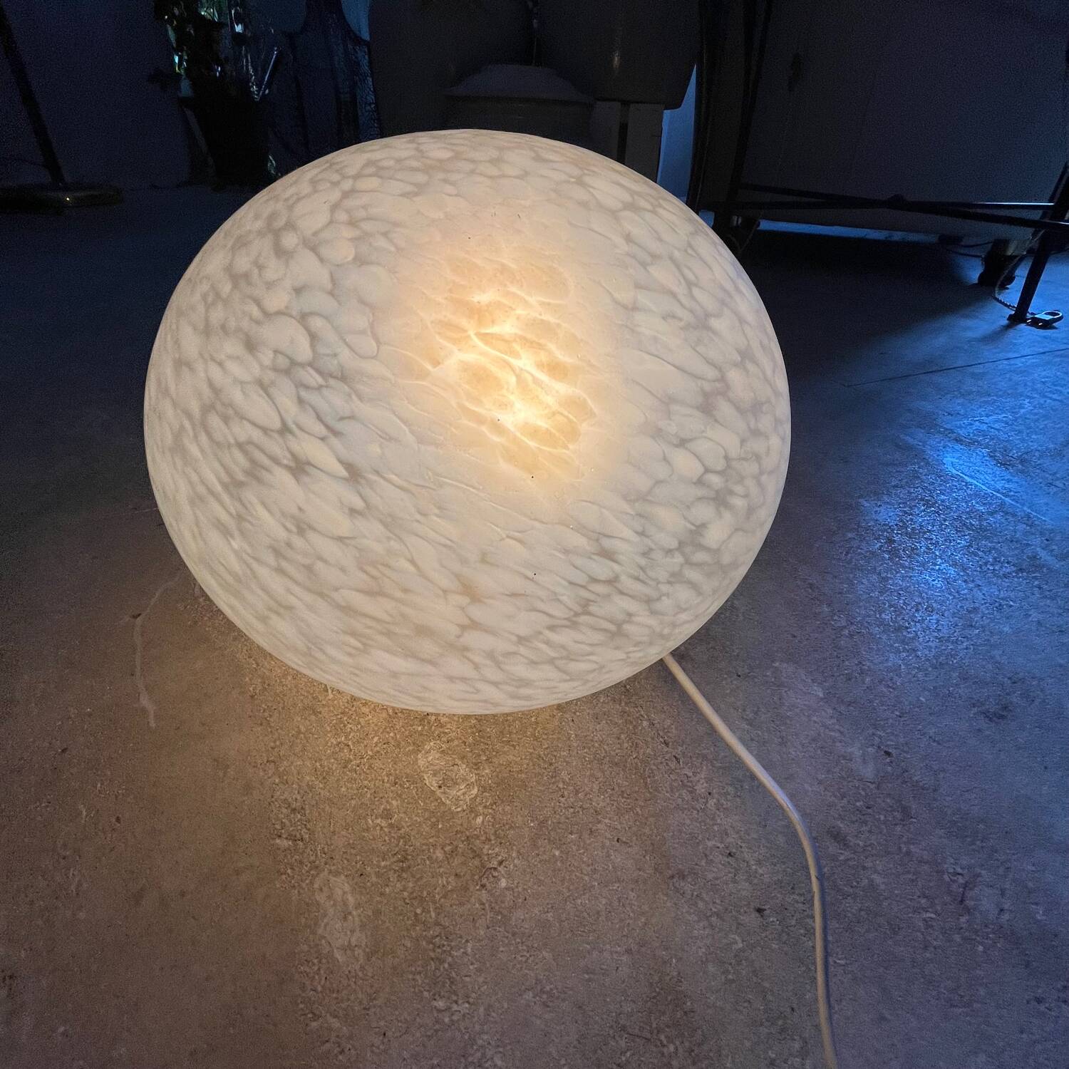 Ambient lamp