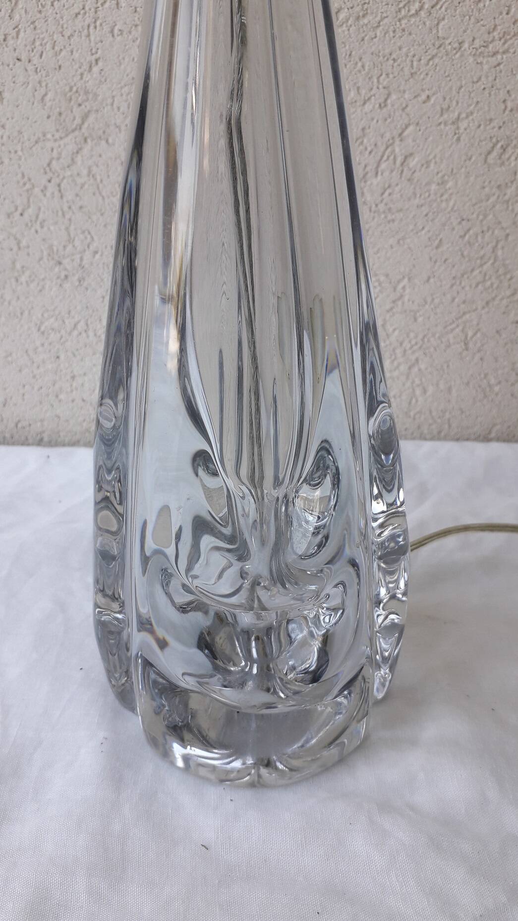 Crystal lamp base