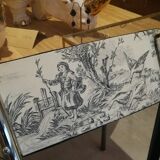 Formica chair in Jouy canvas mode