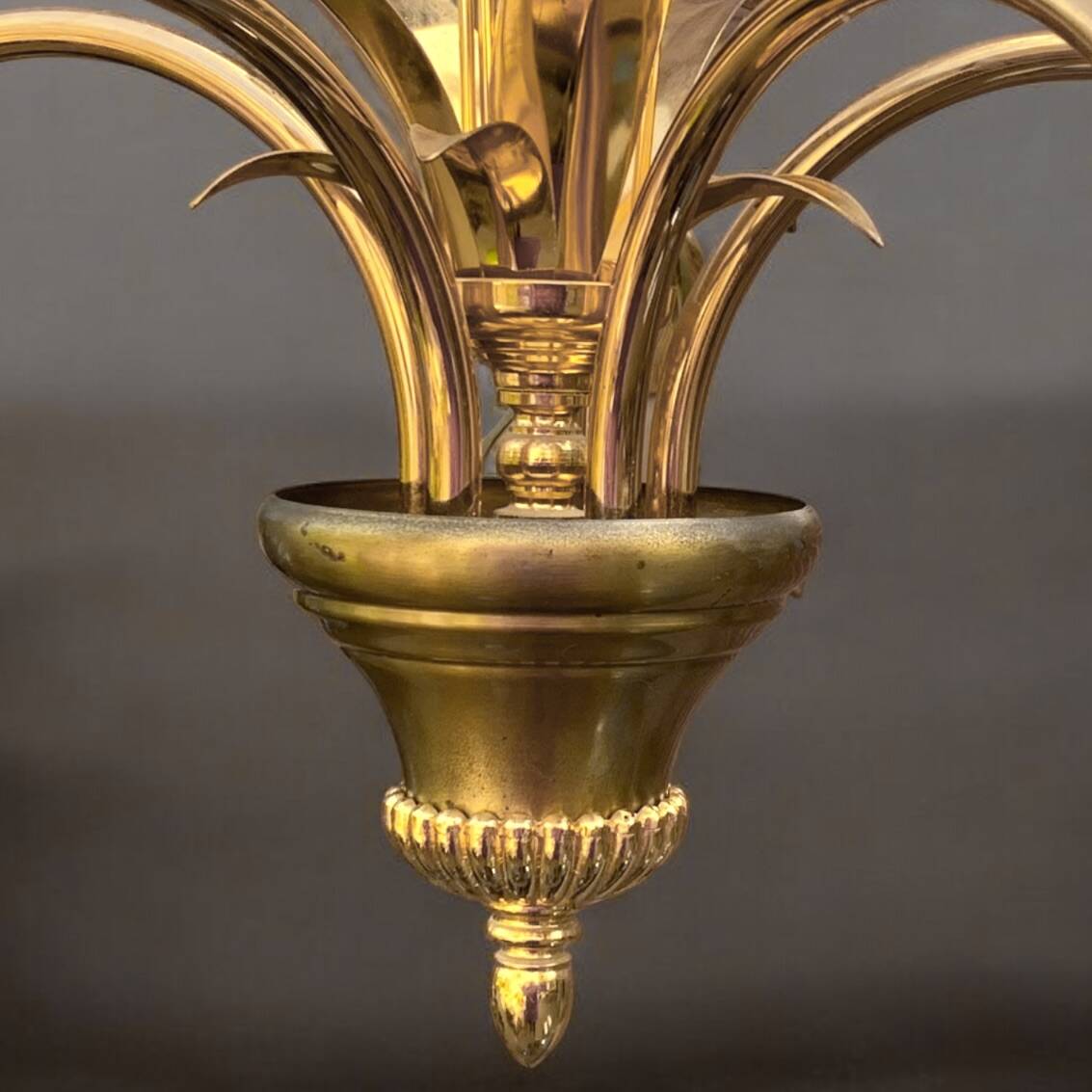 Vintage chandelier in gold metal and mother-of-pearl petals - 5 branches