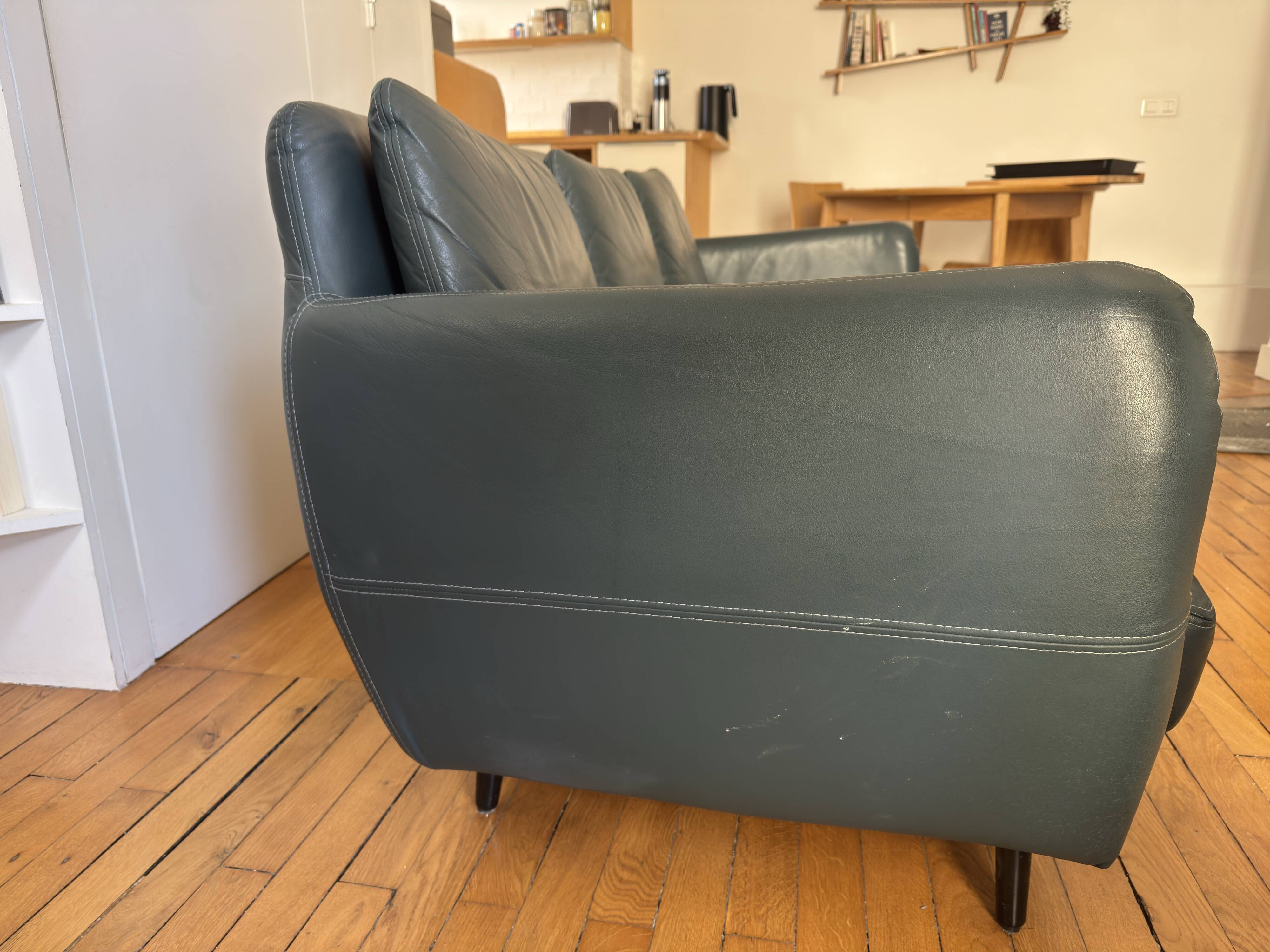 Green leather three-seater sofa Habitat